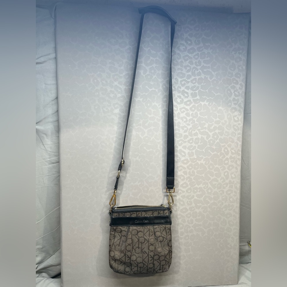 Calvin Klein crossbody bag. Brown